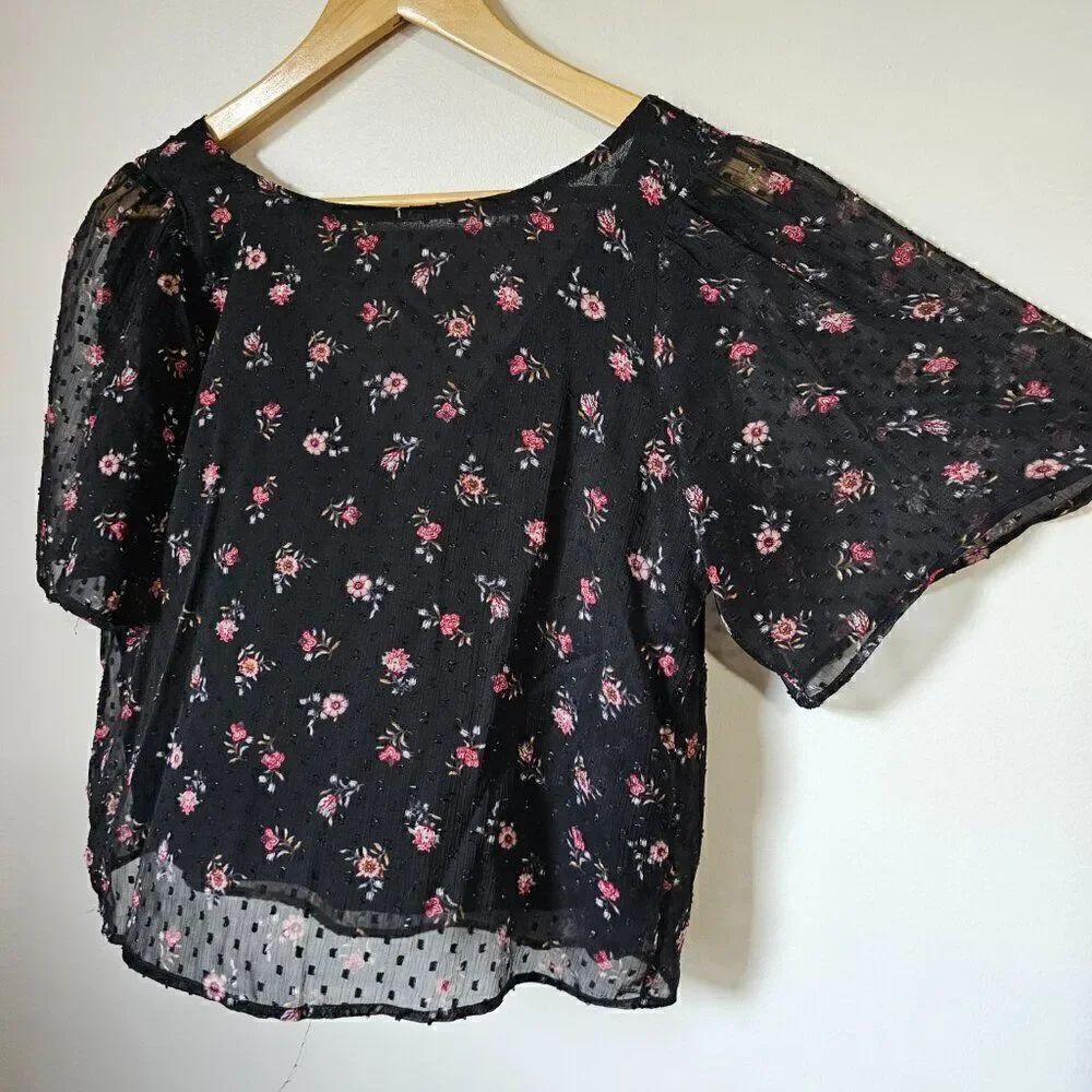 EUC LOFT DITSY FLORAL BABY DOLL TOP V TIE BACK LINED SIZE SMALL